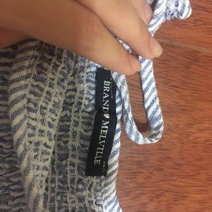 Brandy Melville|| Ribbed white and blue tank